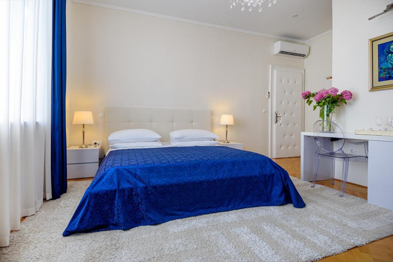 Palace Schoen Milesi - Esense Of Prestige - Private Pool - Free Parking - Old Money Style Luxury Rooms - Walking Distance To The Old Town, The Beach And All Amenities - Buralux Properties Split Exterior foto